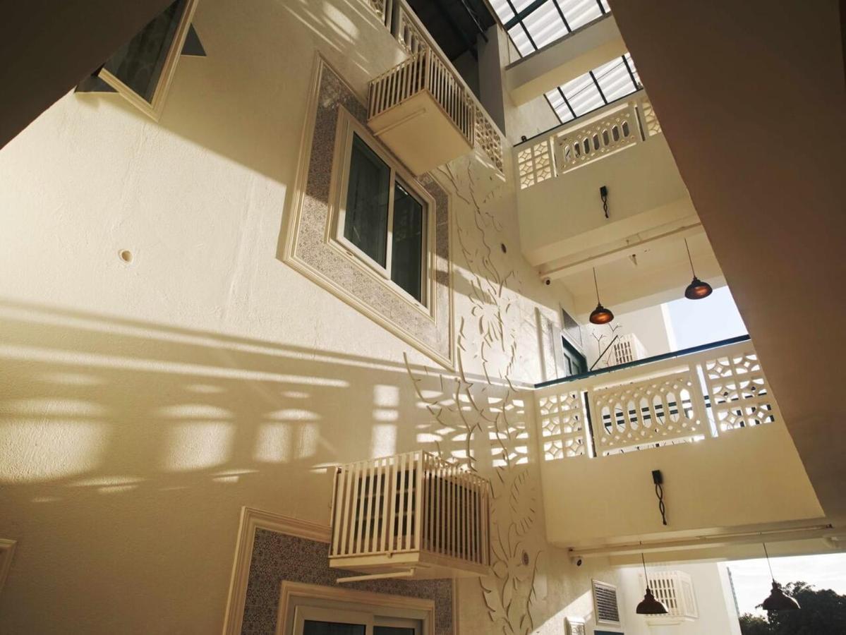 1001 Nights Boutique Inn 卡加盐德奥罗 外观 照片