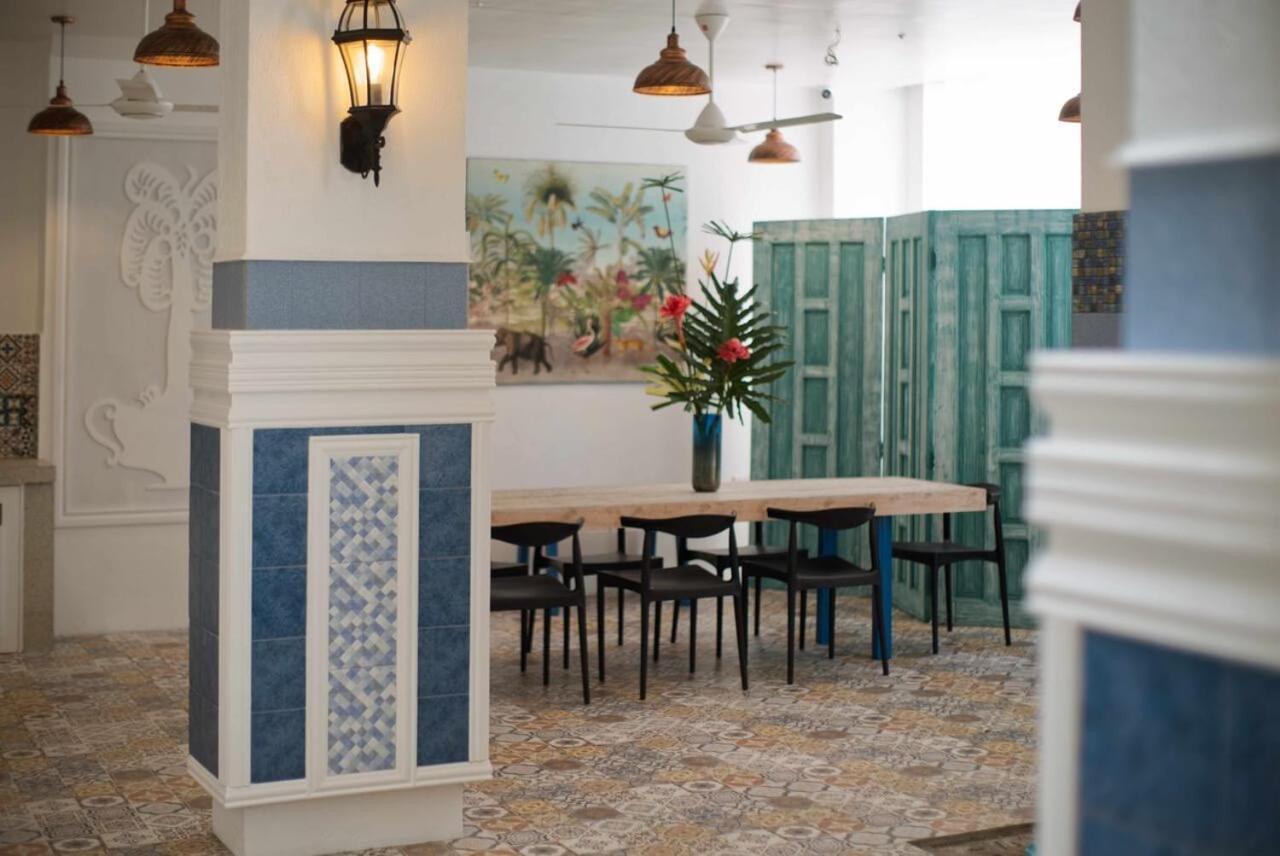 1001 Nights Boutique Inn 卡加盐德奥罗 外观 照片