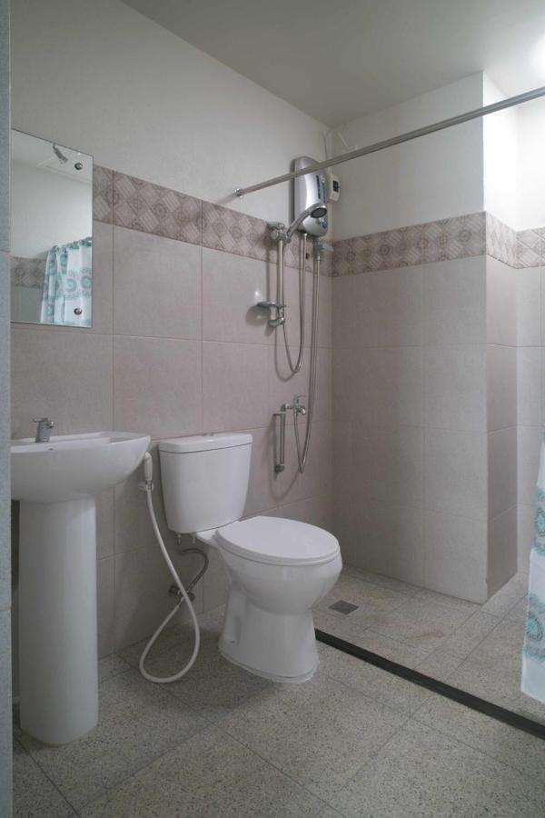 1001 Nights Boutique Inn 卡加盐德奥罗 外观 照片